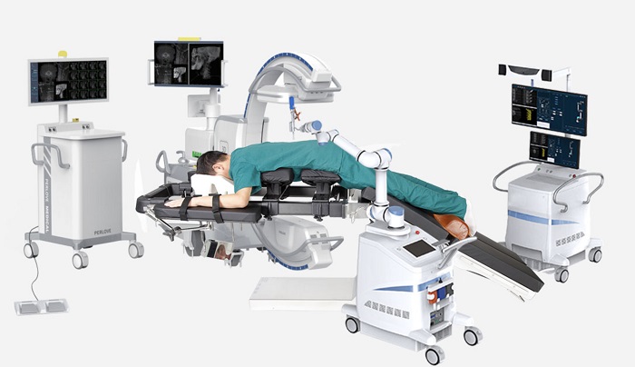 普愛骨科手術(shù)機(jī)器人+碳纖維手術(shù)床